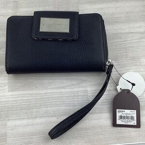 Vera Bradley Black Wristlet‎ for Cell Phones